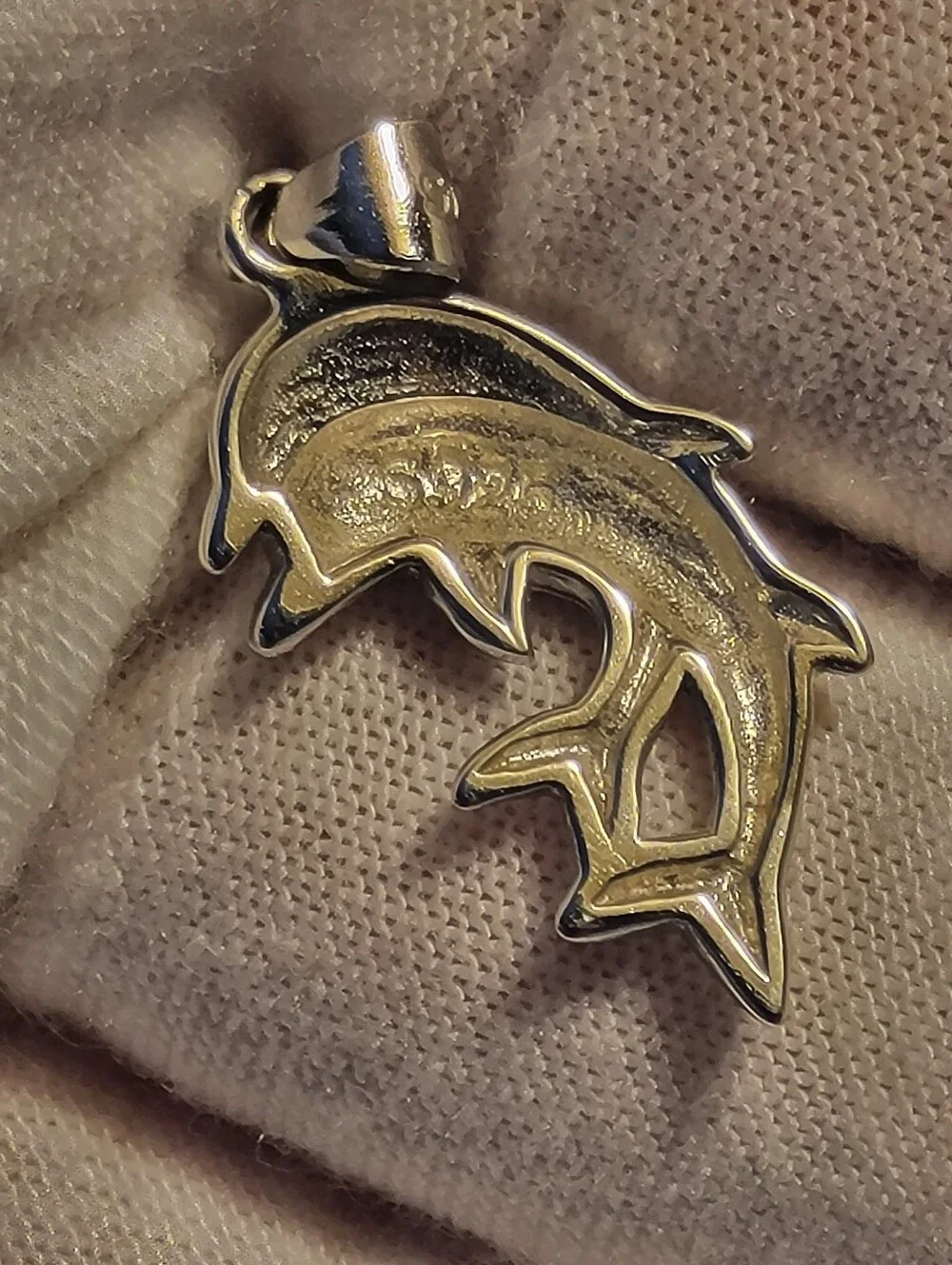 925 Sterling Silver Double Dolphin Pendant 1
